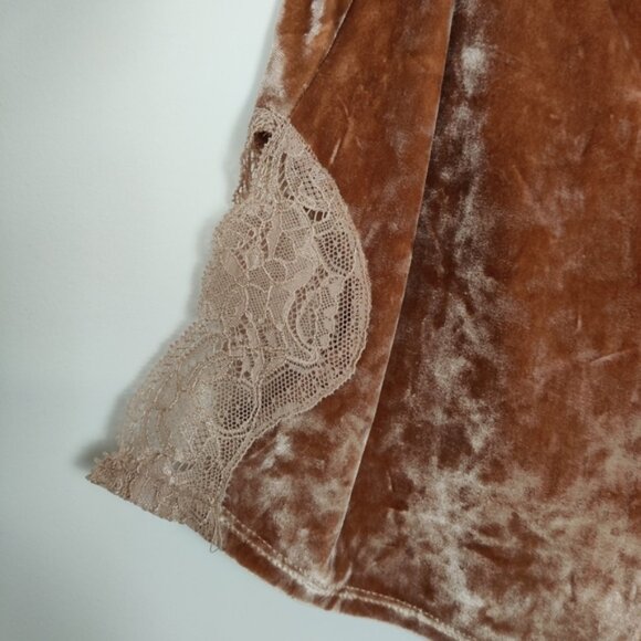 Bershka Women's Tank Top Elegant Lace Trim Velvet Camisole Size XS Feminine - Picture 2 of 5